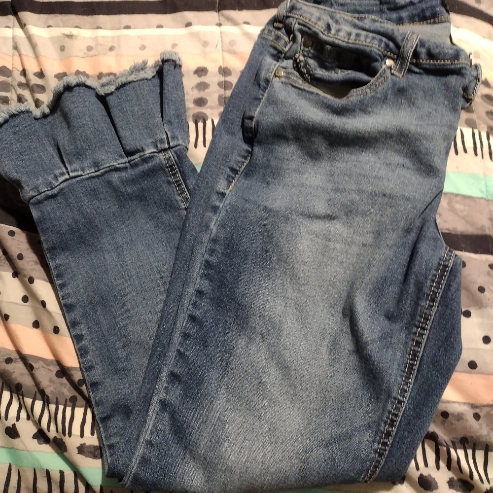 Earl jeans size 6